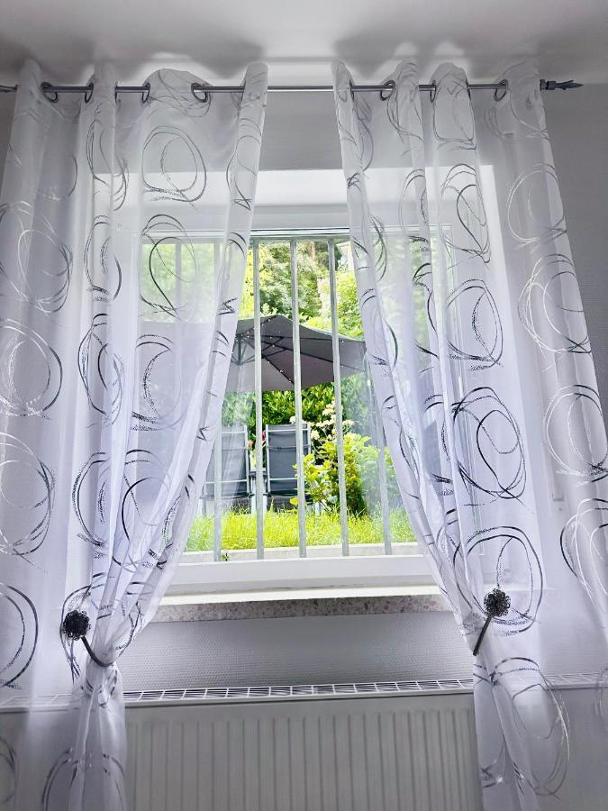 טראבן-טרארבאך Ferienwohnung Jasmin מראה חיצוני תמונה