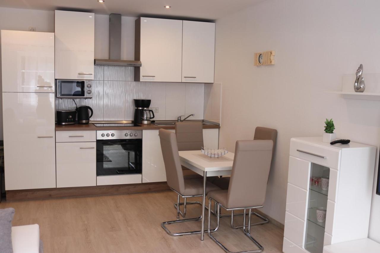 טראבן-טרארבאך Ferienwohnung Jasmin מראה חיצוני תמונה